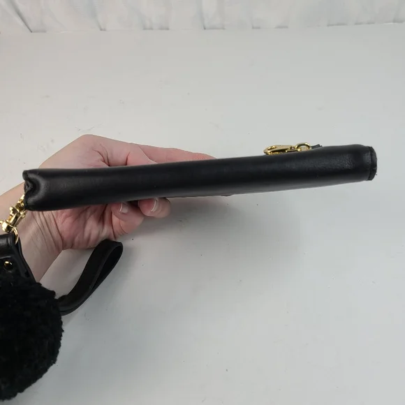 💥 3/$30 Ban.do black faux leather clutch wristlet wallet w/attached poof accent - Picture 12 of 13
